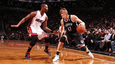 Андрей Кириленко против Криса Боша