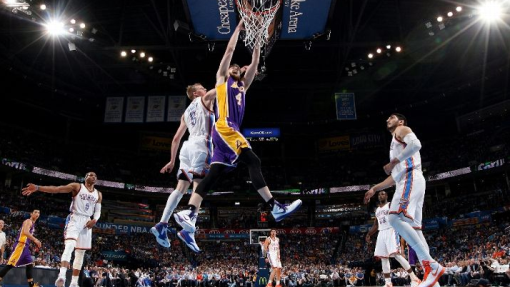 «Лейкерс» вновь проиграли