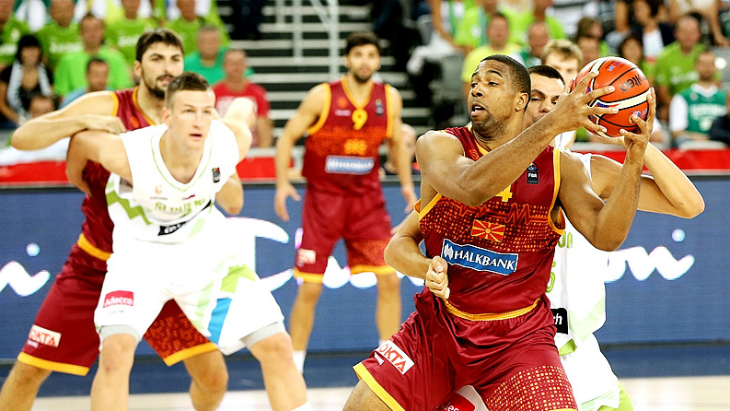 Словения — Македония