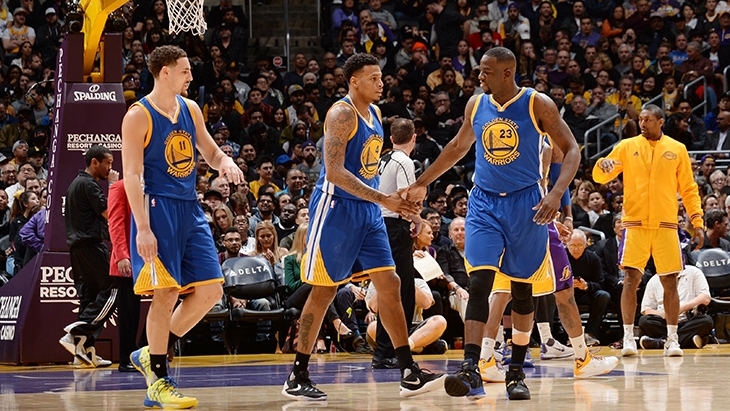 «Уорриорз» прервали победную серию «Лейкерс»