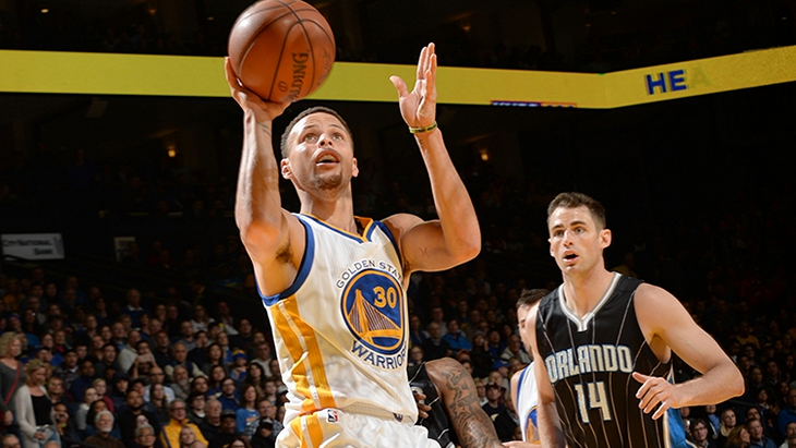 Карри установил очередной рекорд Карри установил очередной рекорд