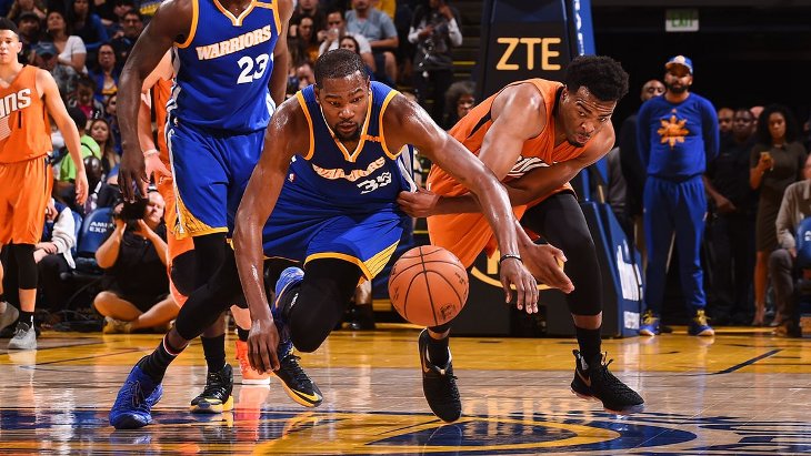 Кевин Дюрант помог «Уорриорз» победить «Санз»