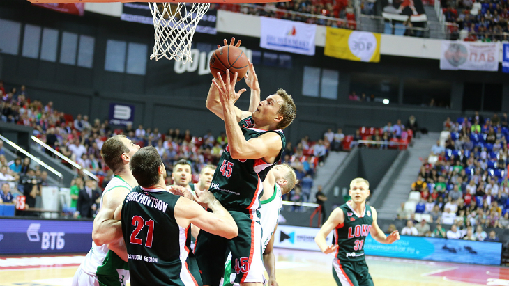 «Локомотив» — УНИКС