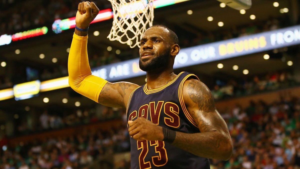 Леброн Джеймс