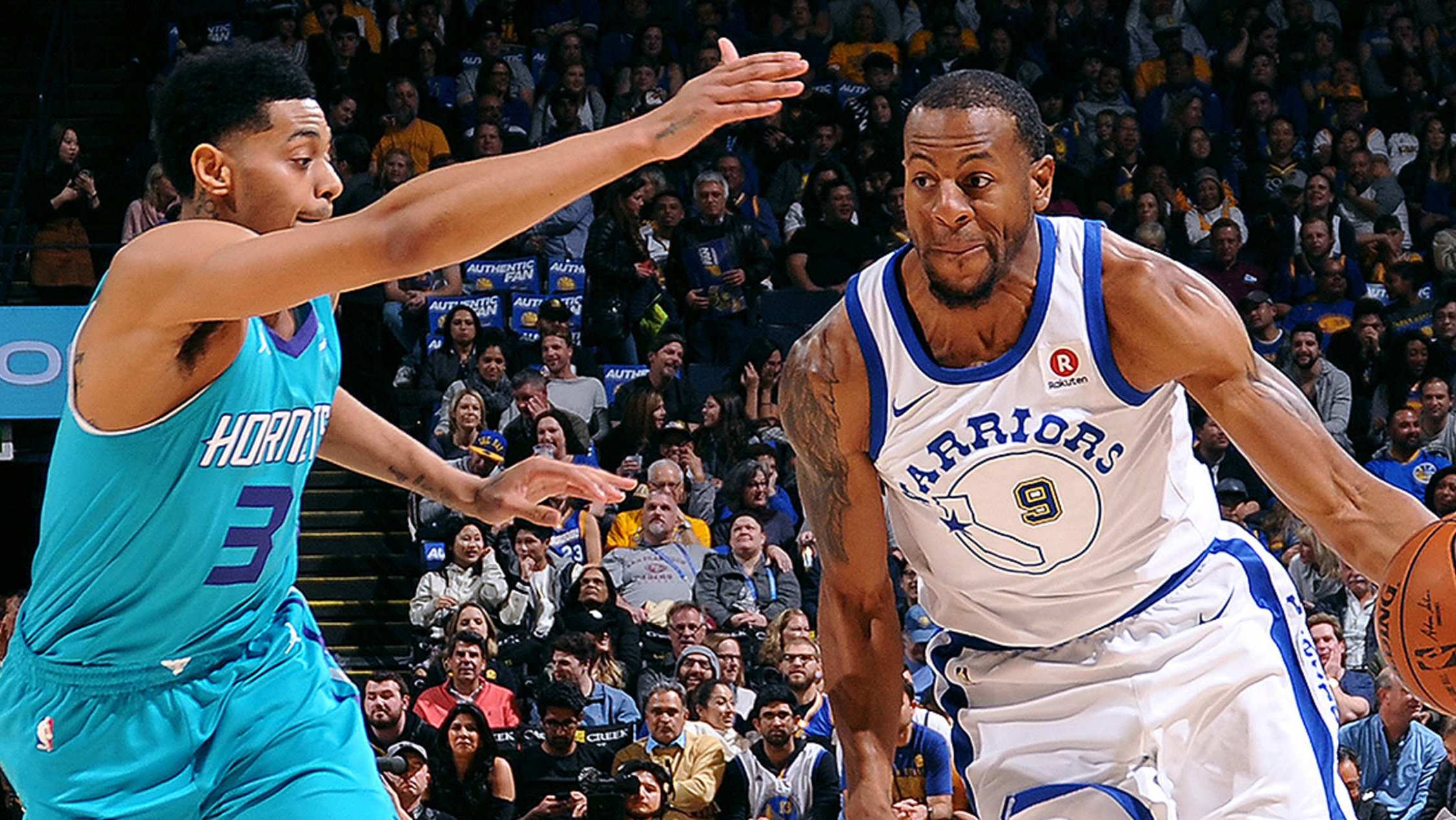 «Шарлотт» победил в Окленде