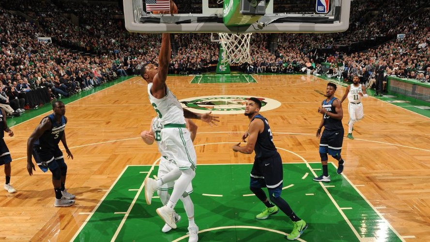 «Бостон» выиграл у «Миннесоты»