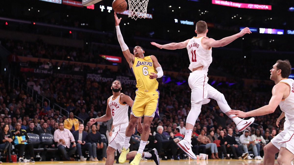 «Лейкерс» обыграли «Индиану»