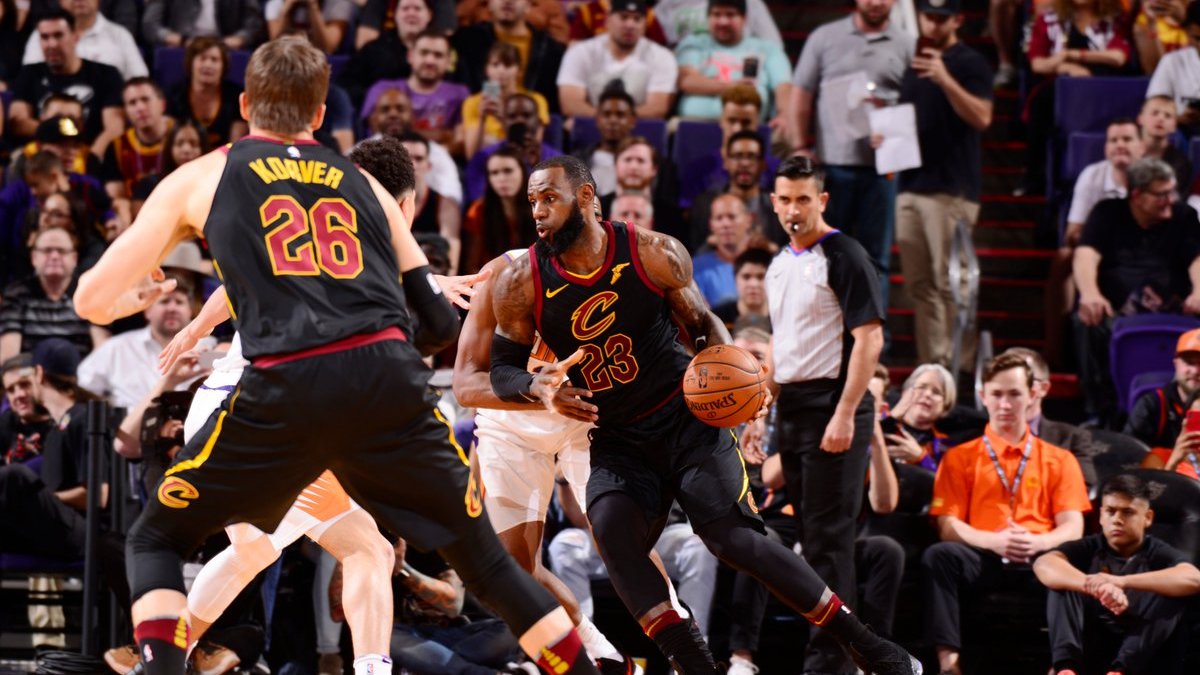 Леброн Джеймс оформил 14-й в сезоне трипл-дабл