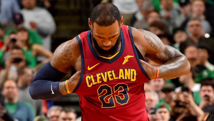 Леброн Джеймс