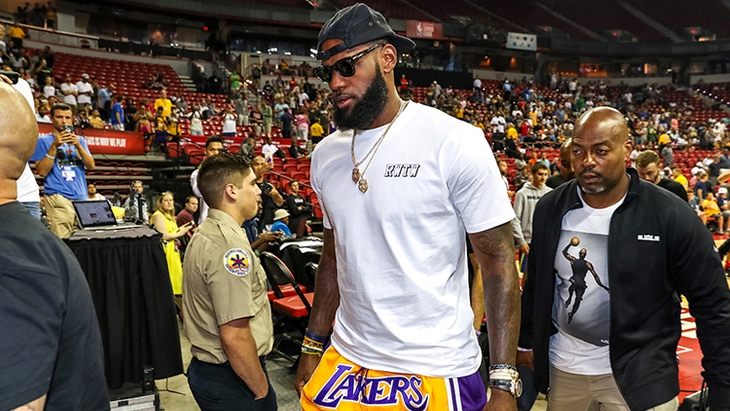 Леброн Джеймс