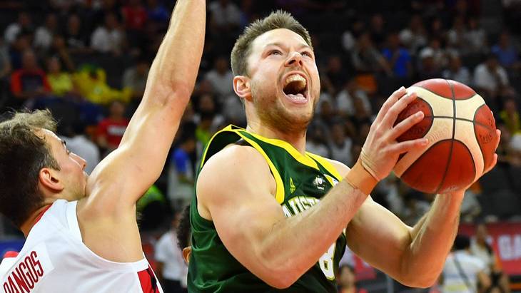 Мэттью Деллаведова