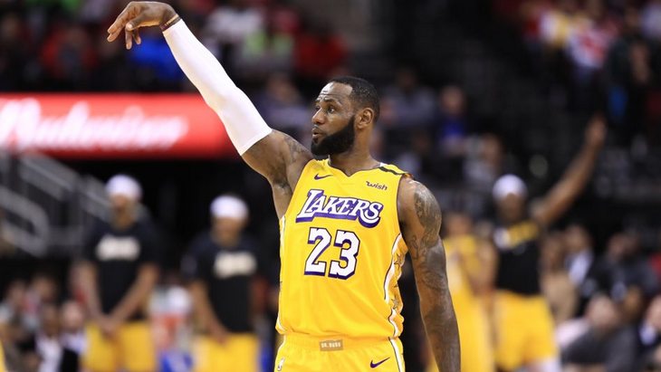 Леброн Джеймс