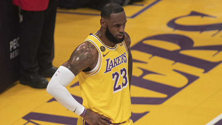 Леброн Джеймс