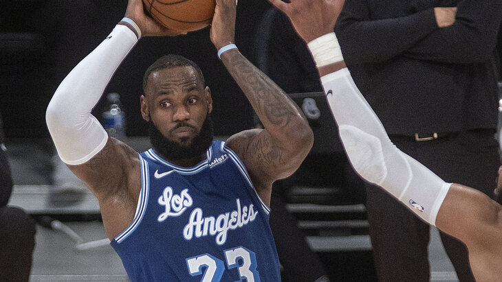 Леброн Джеймс