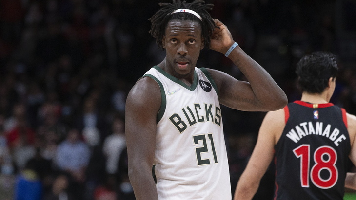 Джру Холидей