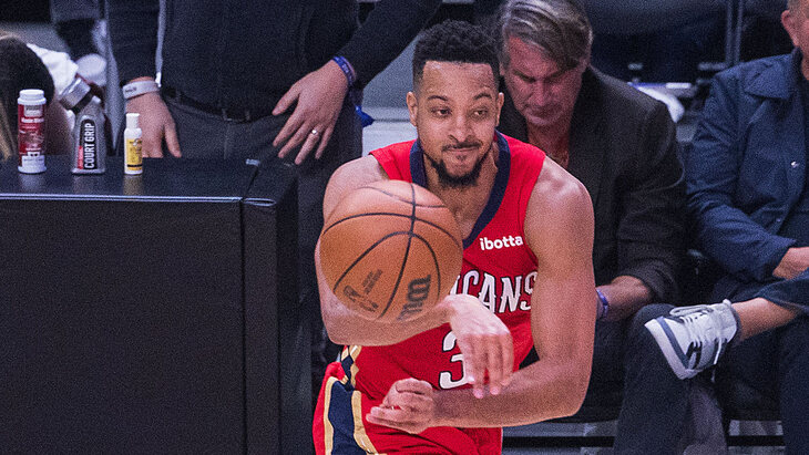 Си Джей Макколлум