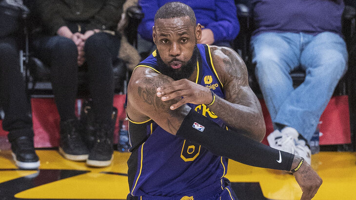 Леброн Джеймс