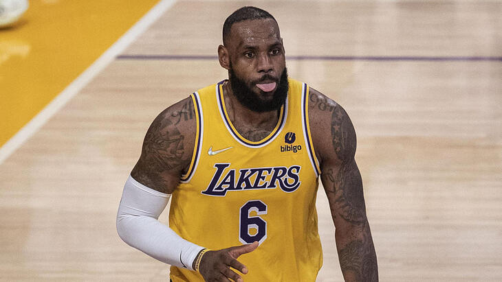 Леброн Джеймс