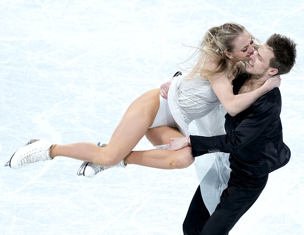 Виктория Синицина и Никита Кацалапов