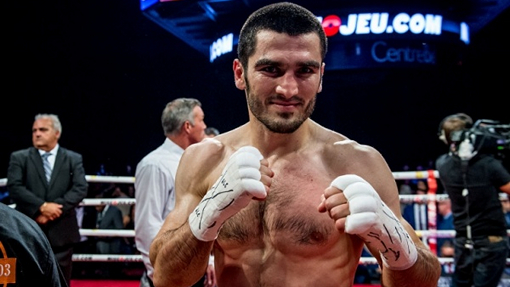 Артур Бетербиев