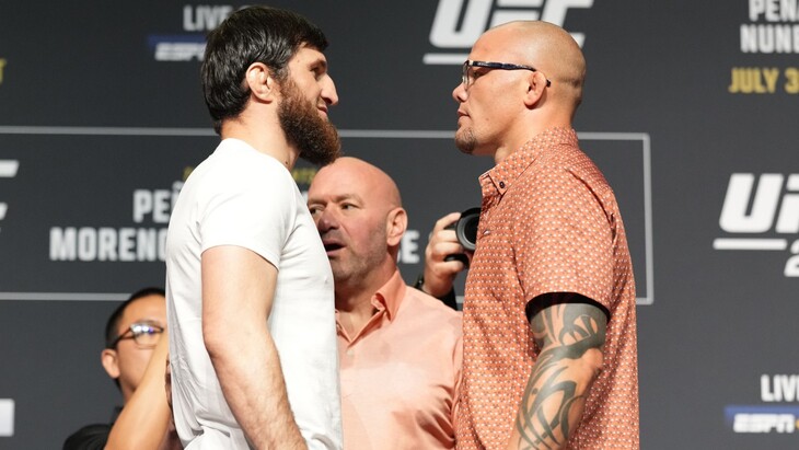 Магомед Анкалаев и Энтони Смит Магомед Анкалаев и Энтони Смит