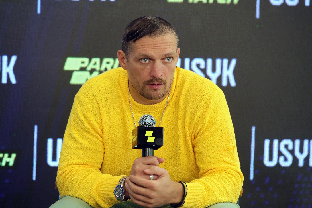 Александр Усик