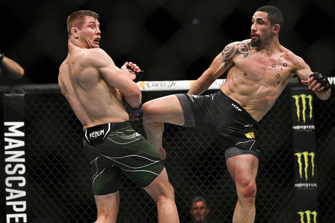 Роберт Уиттакер и Марвин Веттори