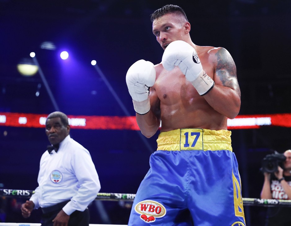 Александр Усик