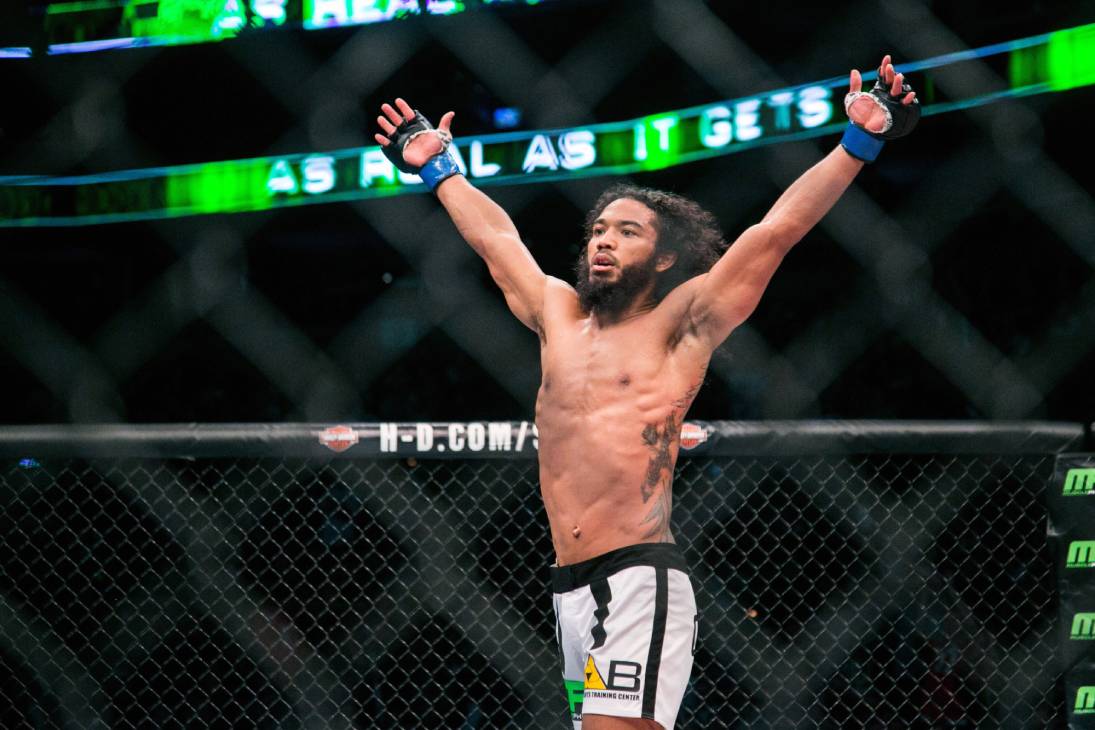 Бенсон Хендерсон