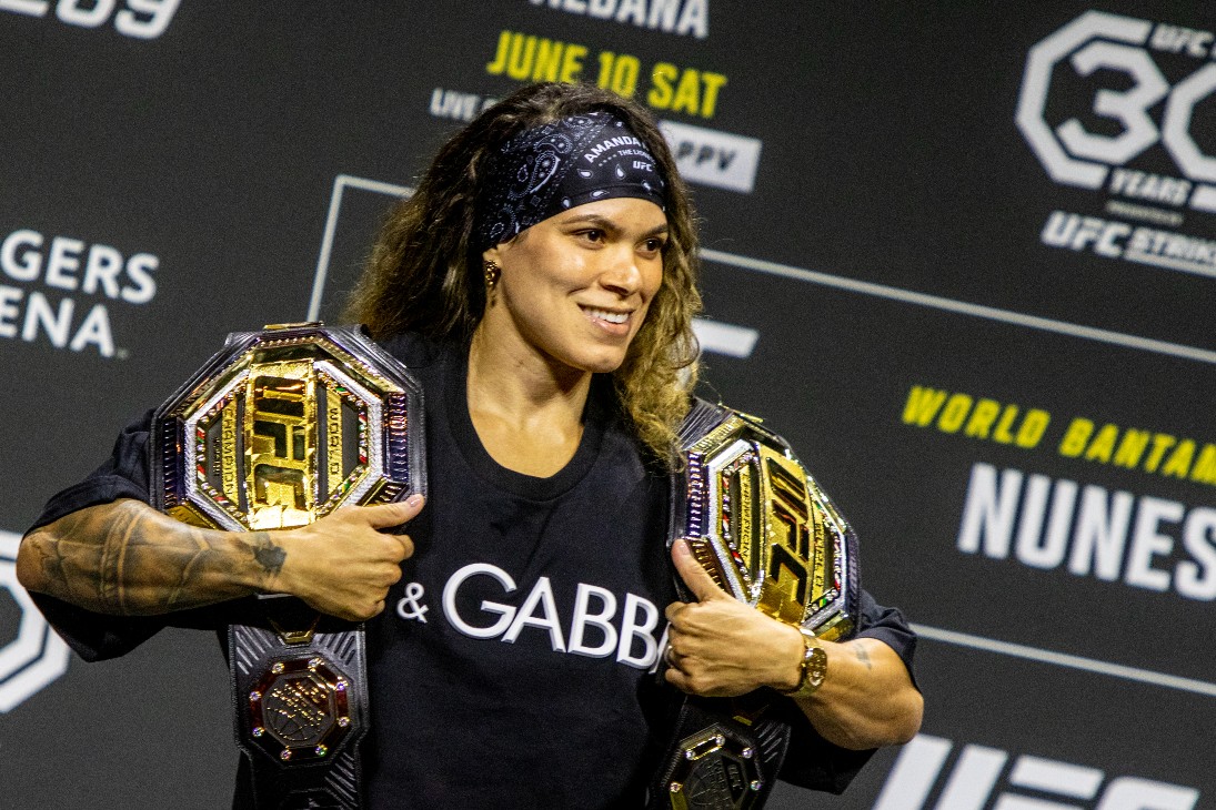 Аманда Нунес