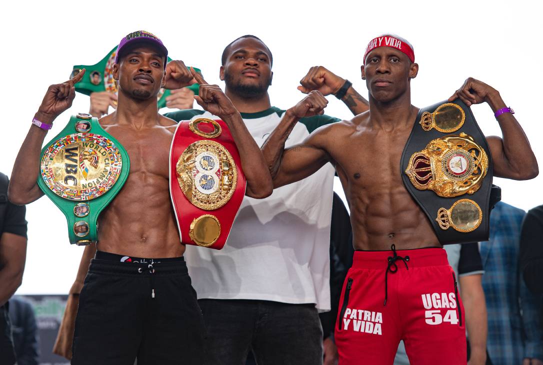 Эррол Спенс (слева)