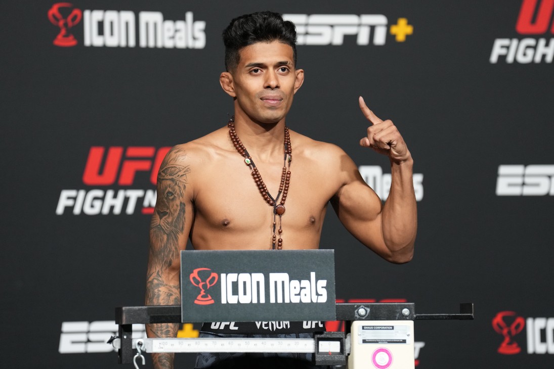 Джонатан Мартинез