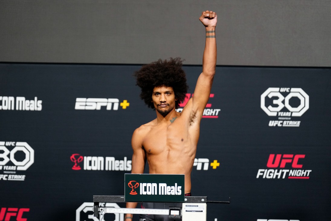 Алекс Касерес