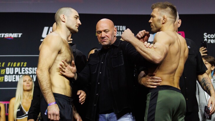 Дрикус Дю Плесси (справа)