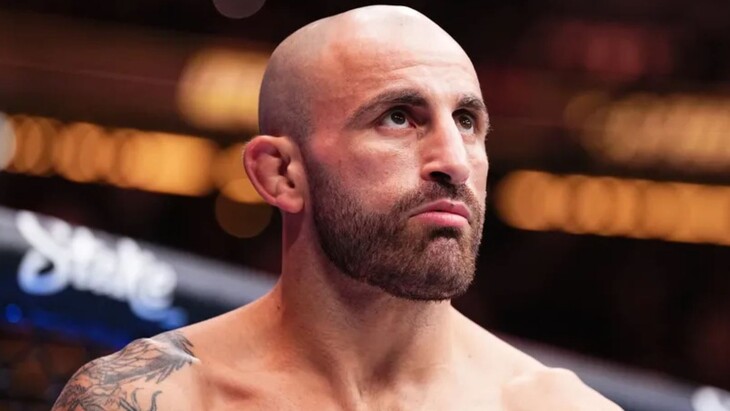 Александр Волкановски