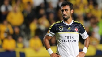 Селчук Шахин