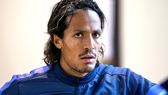 Бруну Алвеш