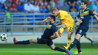 Один из опасных выстрелов Девича