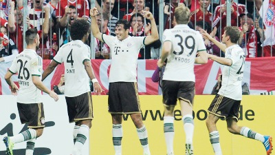 Мюнхенцы отпраздновали уверенную победу над «96»-ми