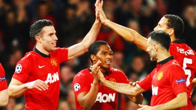 Ван Перси принимает поздравления