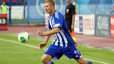 Денис Колодин