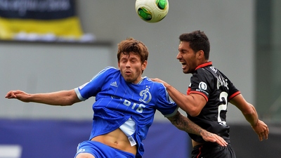 Хуан Инсаурральде (справа) против Федора Смолова