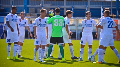 Футболисты «Газовика»