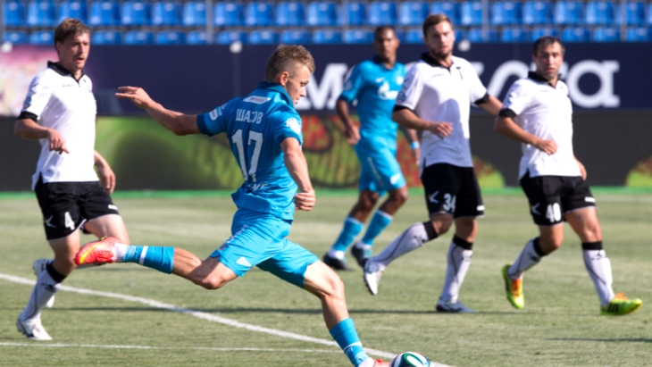 В прошлую субботу «Торпедо» не играло с «Зенитом», а наблюдало за ним