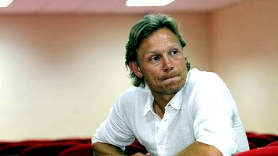 Валерий Карпин