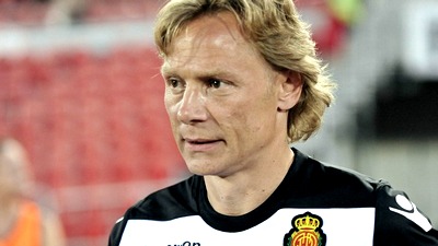 Валерий Карпин