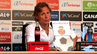 Валерий Карпин