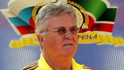 Гус Хиддинк Гус Хиддинк