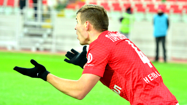 В топе игроков-разочарований — сразу три одноклубника Сергея Паршивлюка. А самого его там нет.