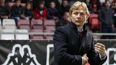 Валерий Карпин